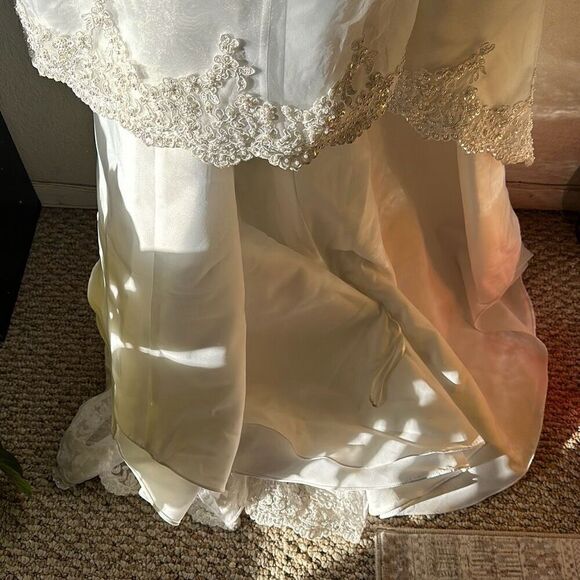 Michaelangelo Size 8 Strapless Wedding Dress chapel Train wedding dress Beaded t - Picture 5 of 10